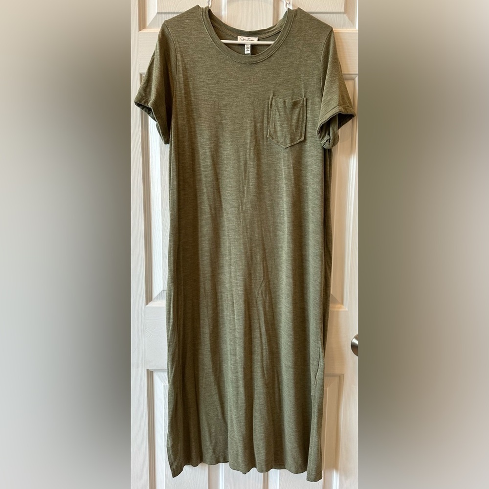 Jessica Simpson T-shirt dress